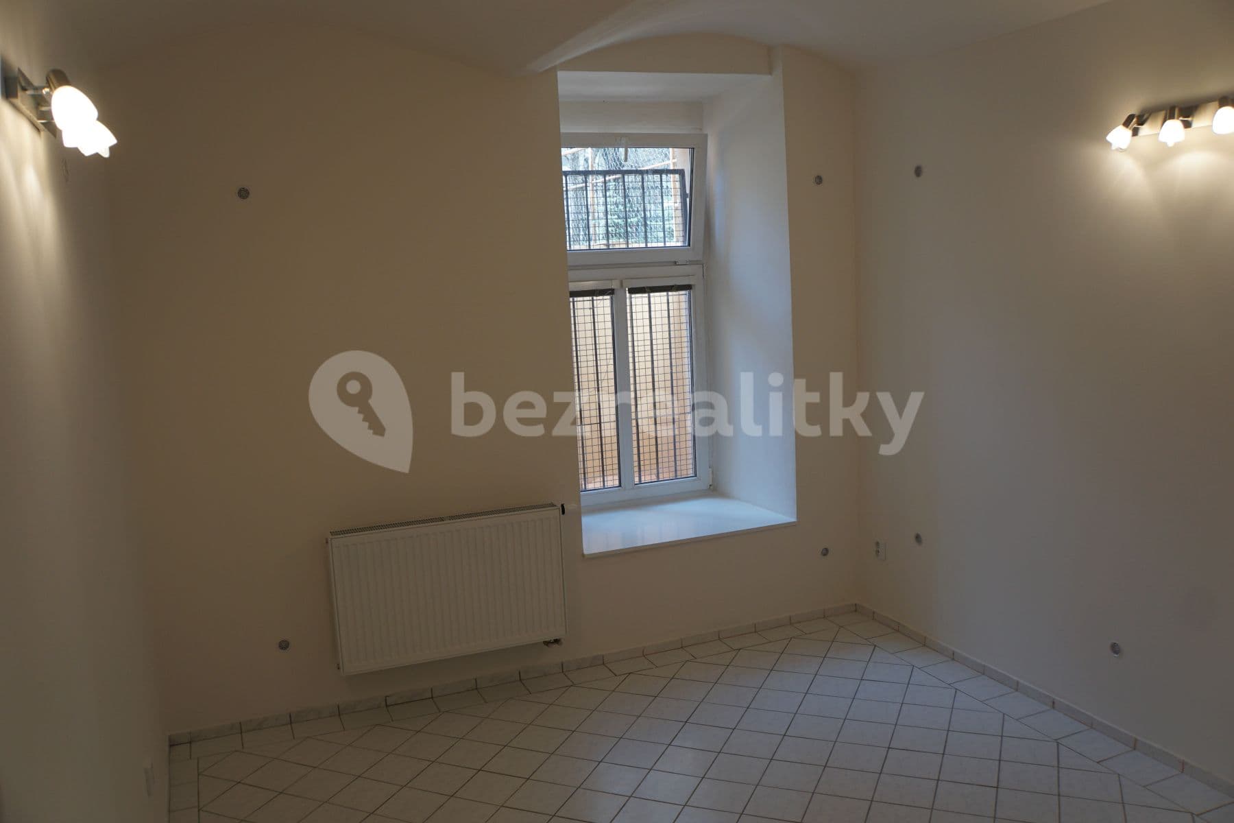 Pronájem bytu 2+kk 41 m², Sezimova, Praha, Praha Pronájem bytu 2+kk 41 m², Sezimova, Praha, Praha