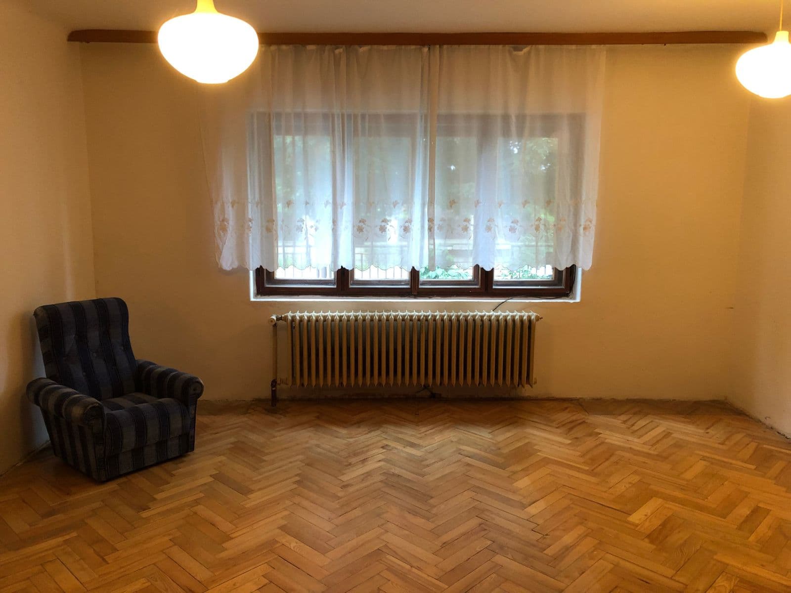 Pronájem domu 80 m², pozemek 380 m², Spořická, Praha, Praha Pronájem domu 80 m², pozemek 380 m², Spořická, Praha, Praha