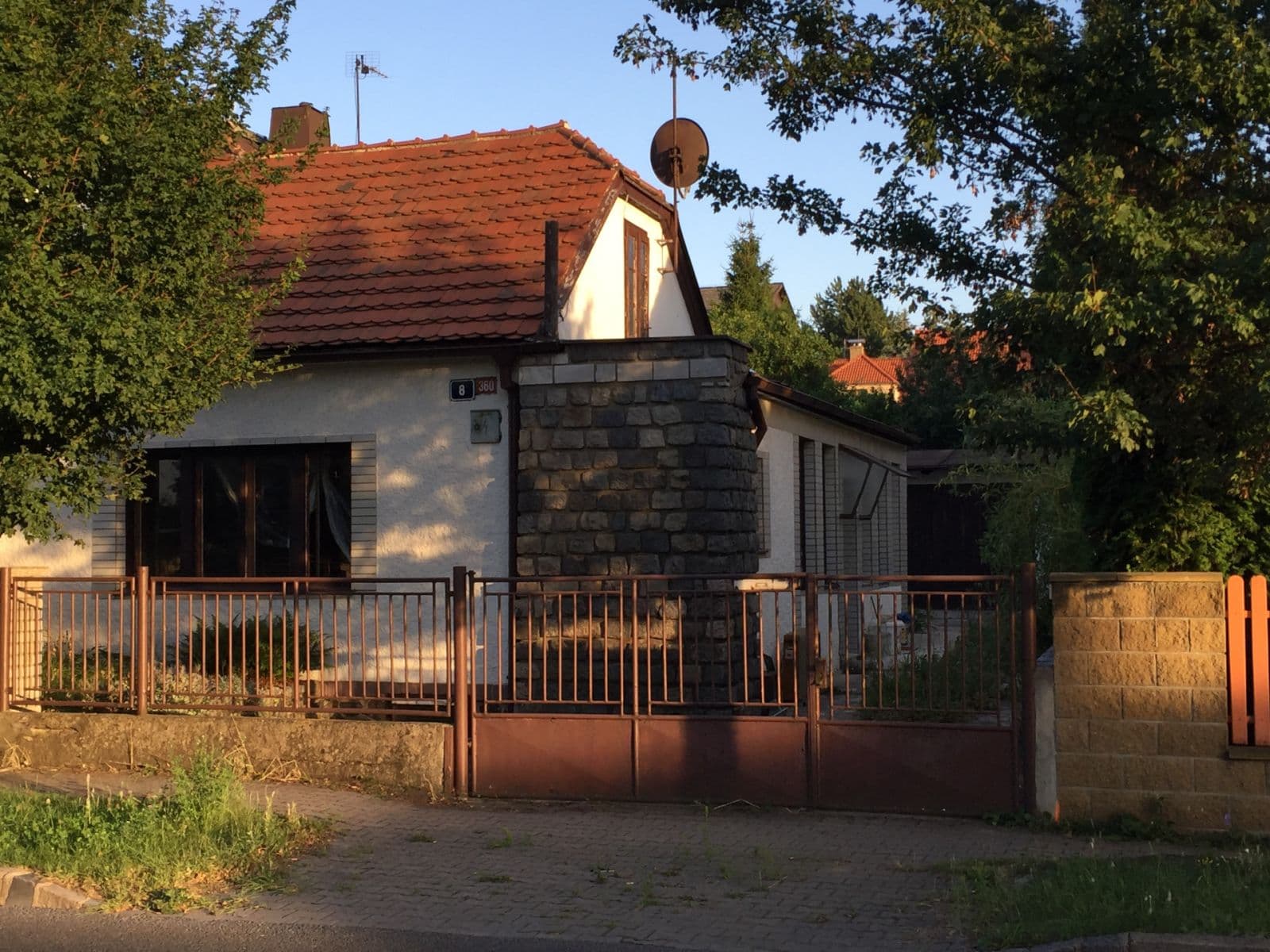 Pronájem domu 80 m², pozemek 380 m², Spořická, Praha, Praha Pronájem domu 80 m², pozemek 380 m², Spořická, Praha, Praha
