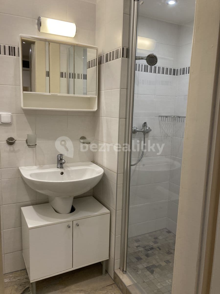 Pronájem bytu 2+kk 42 m², Malínská, Praha, Praha Pronájem bytu 2+kk 42 m², Malínská, Praha, Praha