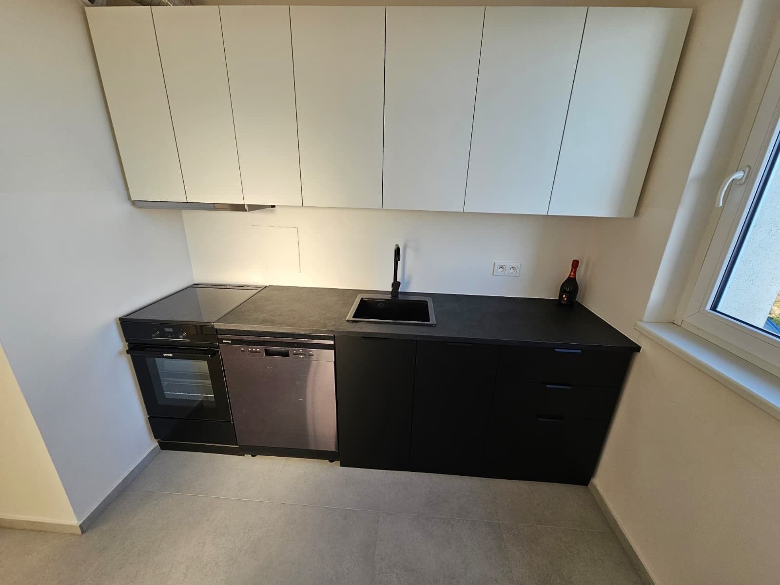 Pronájem bytu 2+1 60 m², Pod dálnicí, Praha, Praha Pronájem bytu 2+1 60 m², Pod dálnicí, Praha, Praha