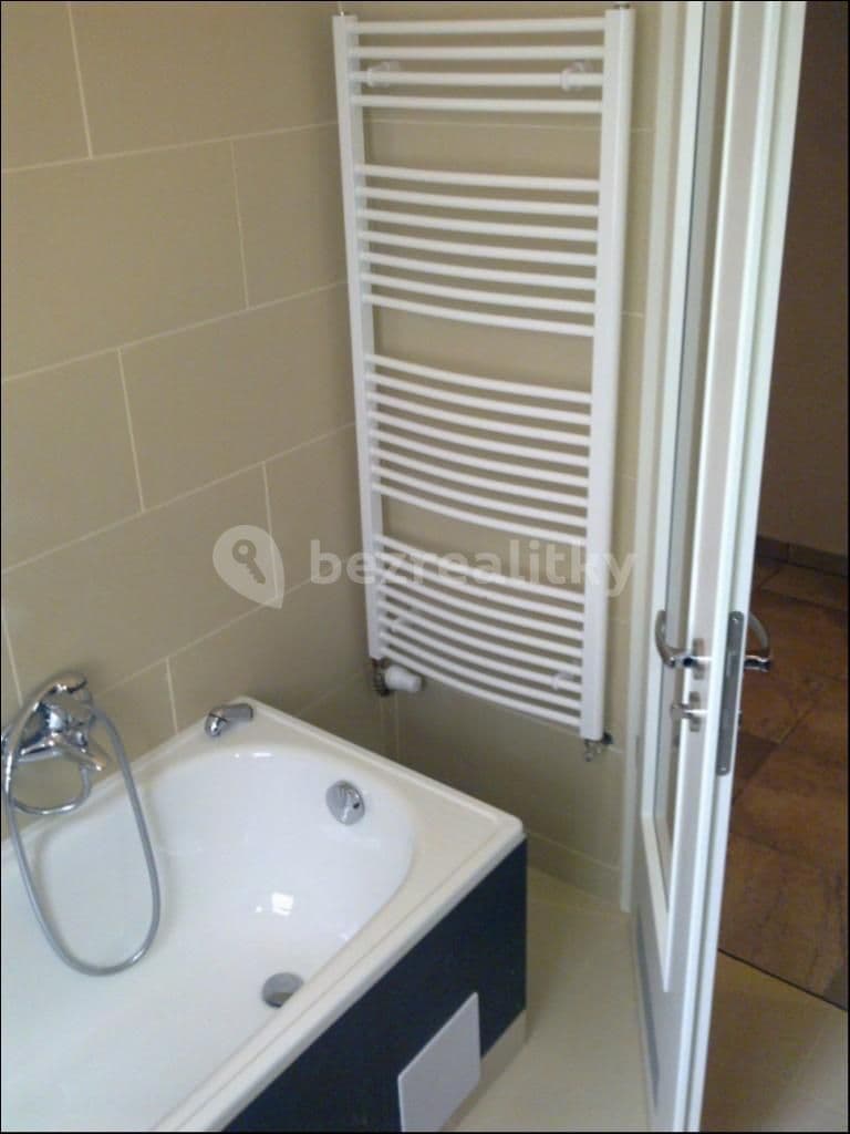 Pronájem bytu 3+kk 74 m², Moravská, Karlovy Vary, Karlovarský kraj Pronájem bytu 3+kk 74 m², Moravská, Karlovy Vary, Karlovarský kraj