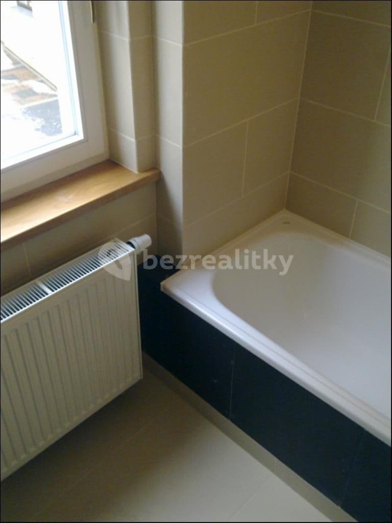 Pronájem bytu 3+kk 74 m², Moravská, Karlovy Vary, Karlovarský kraj Pronájem bytu 3+kk 74 m², Moravská, Karlovy Vary, Karlovarský kraj