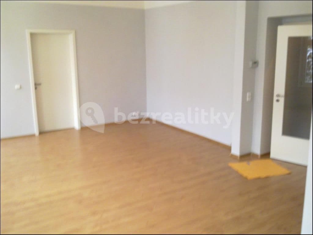 Pronájem bytu 3+kk 74 m², Moravská, Karlovy Vary, Karlovarský kraj Pronájem bytu 3+kk 74 m², Moravská, Karlovy Vary, Karlovarský kraj