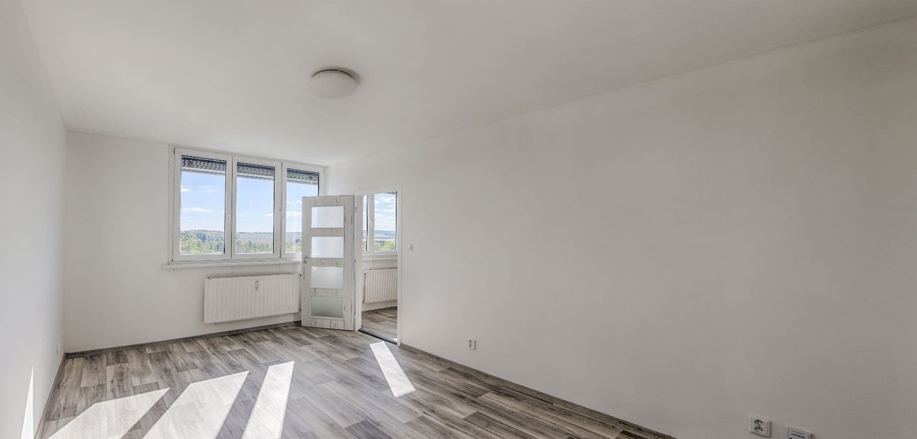 Pronájem bytu 1+1 38 m², Evžena Rošického, Ostrava, Moravskoslezský kraj Pronájem bytu 1+1 38 m², Evžena Rošického, Ostrava, Moravskoslezský kraj