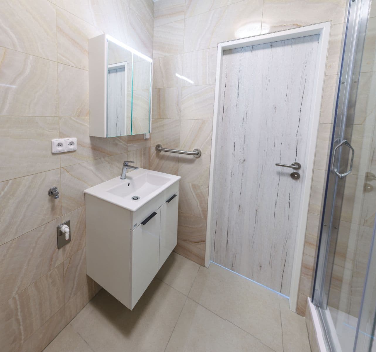 Pronájem bytu 1+1 38 m², Evžena Rošického, Ostrava, Moravskoslezský kraj Pronájem bytu 1+1 38 m², Evžena Rošického, Ostrava, Moravskoslezský kraj