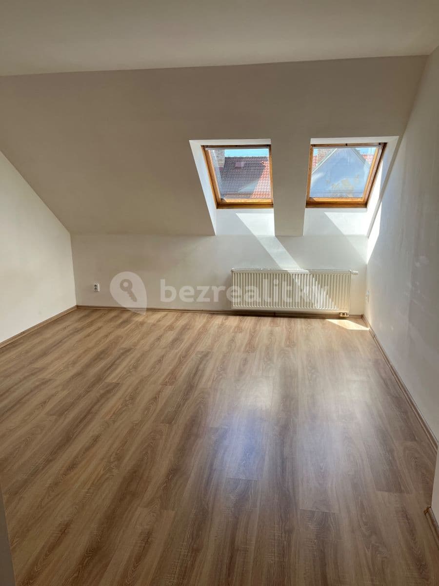 Pronájem bytu 1+1 40 m², Boleslavova, Praha, Praha Pronájem bytu 1+1 40 m², Boleslavova, Praha, Praha