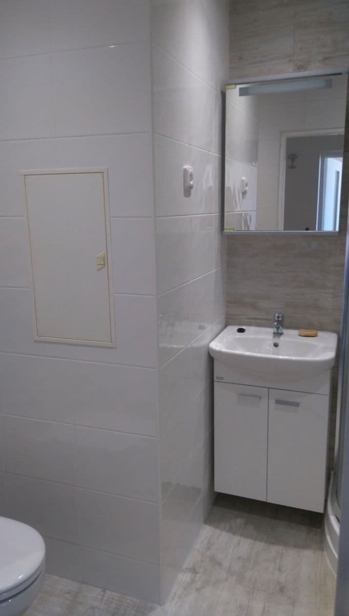 Pronájem bytu 2+kk 43 m², Jabloňová, Praha, Praha Pronájem bytu 2+kk 43 m², Jabloňová, Praha, Praha