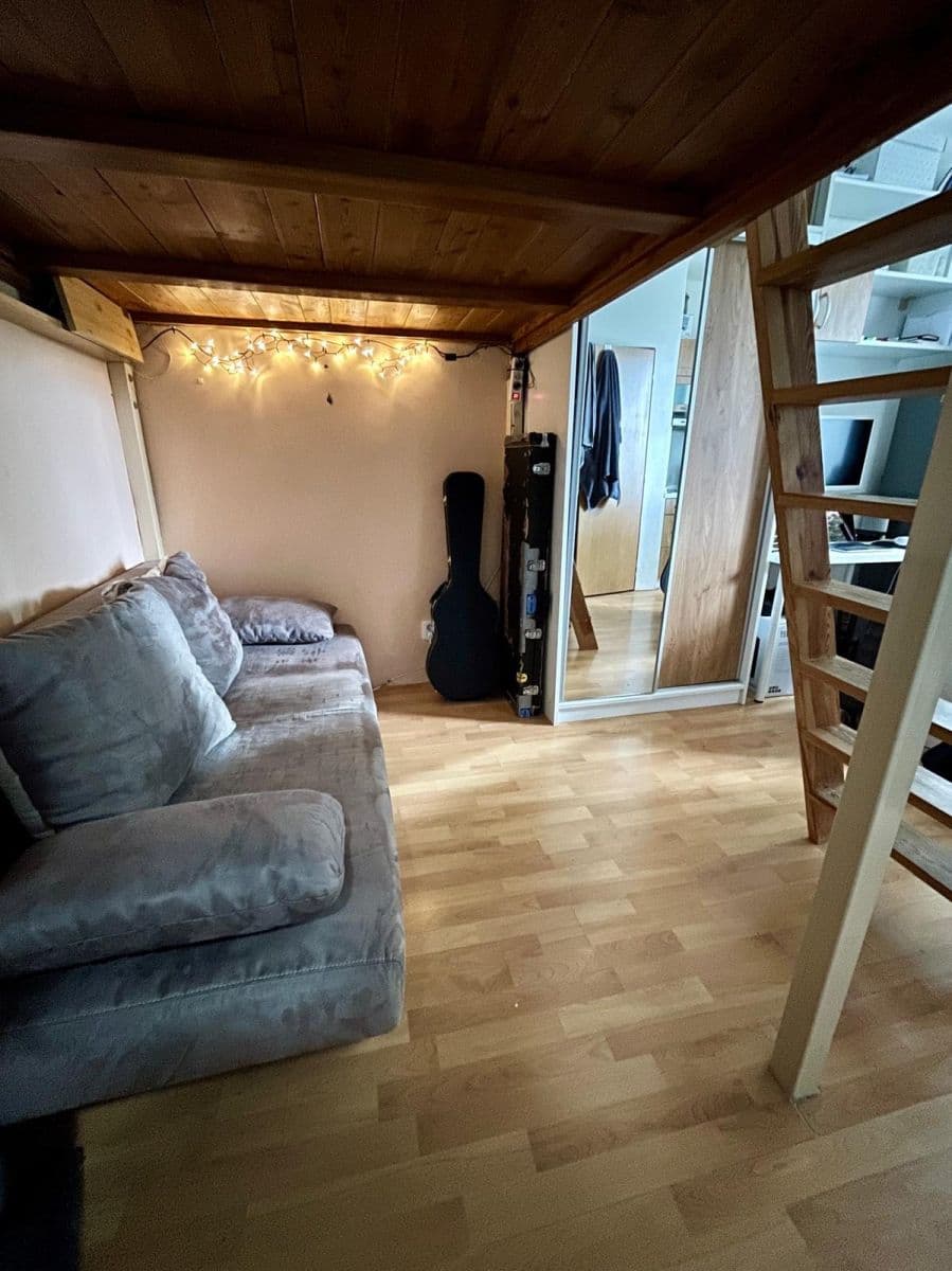 Pronájem bytu Garsoniéra 21 m², Dvouletky, Praha, Praha Pronájem bytu Garsoniéra 21 m², Dvouletky, Praha, Praha