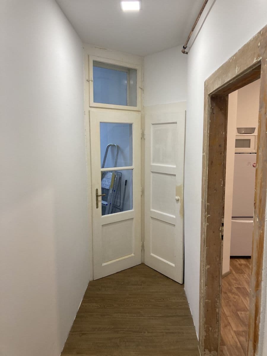 Pronájem bytu 1+1 45 m², Šmeralova, Olomouc, Olomoucký kraj Pronájem bytu 1+1 45 m², Šmeralova, Olomouc, Olomoucký kraj