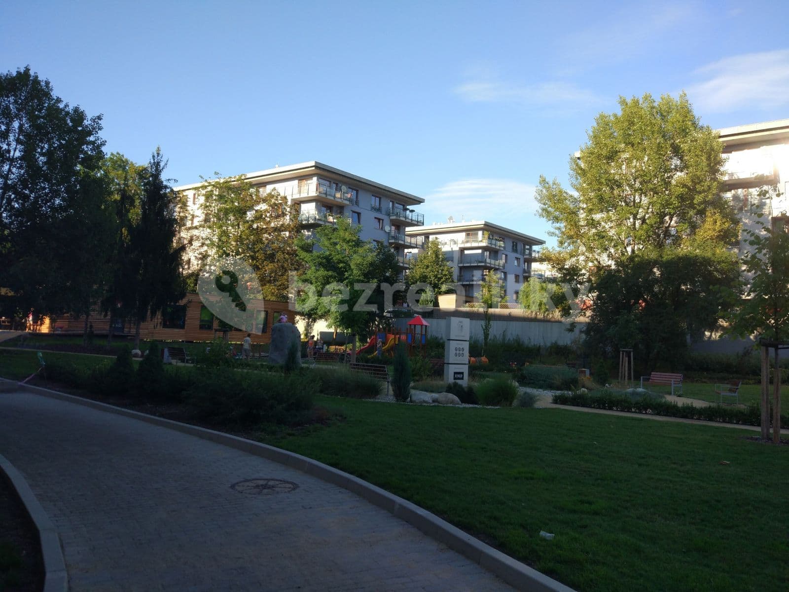 Pronájem bytu 2+kk 48 m², Pod Harfou, Praha, Praha Pronájem bytu 2+kk 48 m², Pod Harfou, Praha, Praha