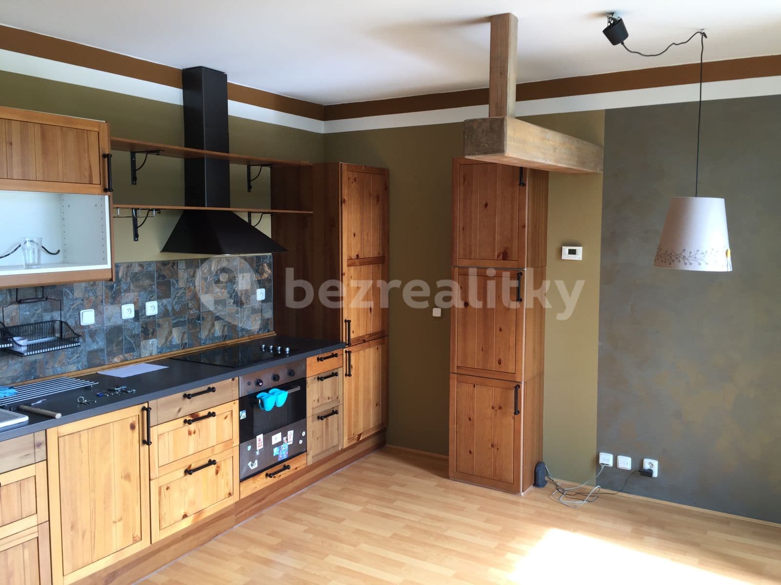 Pronájem bytu 3+kk 67 m², Komenského, Horoměřice, Středočeský kraj Pronájem bytu 3+kk 67 m², Komenského, Horoměřice, Středočeský kraj