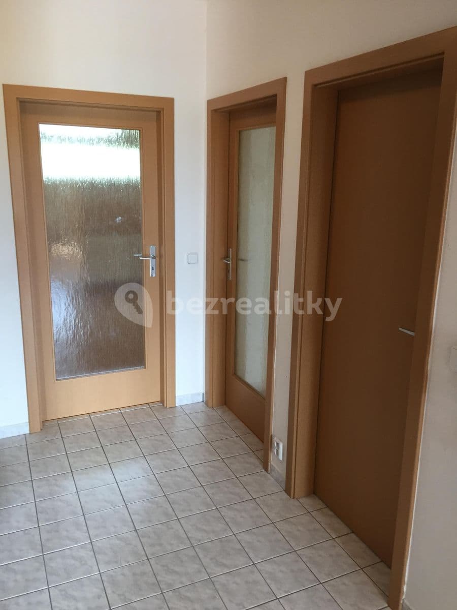 Pronájem bytu 3+kk 67 m², Komenského, Horoměřice, Středočeský kraj Pronájem bytu 3+kk 67 m², Komenského, Horoměřice, Středočeský kraj