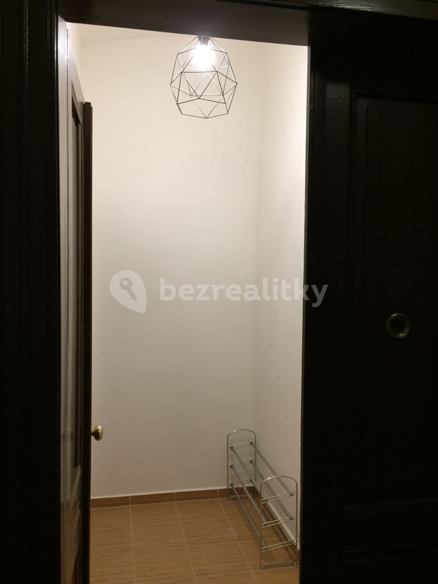 Pronájem bytu 2+kk 50 m², Ostrovského, Praha, Praha Pronájem bytu 2+kk 50 m², Ostrovského, Praha, Praha