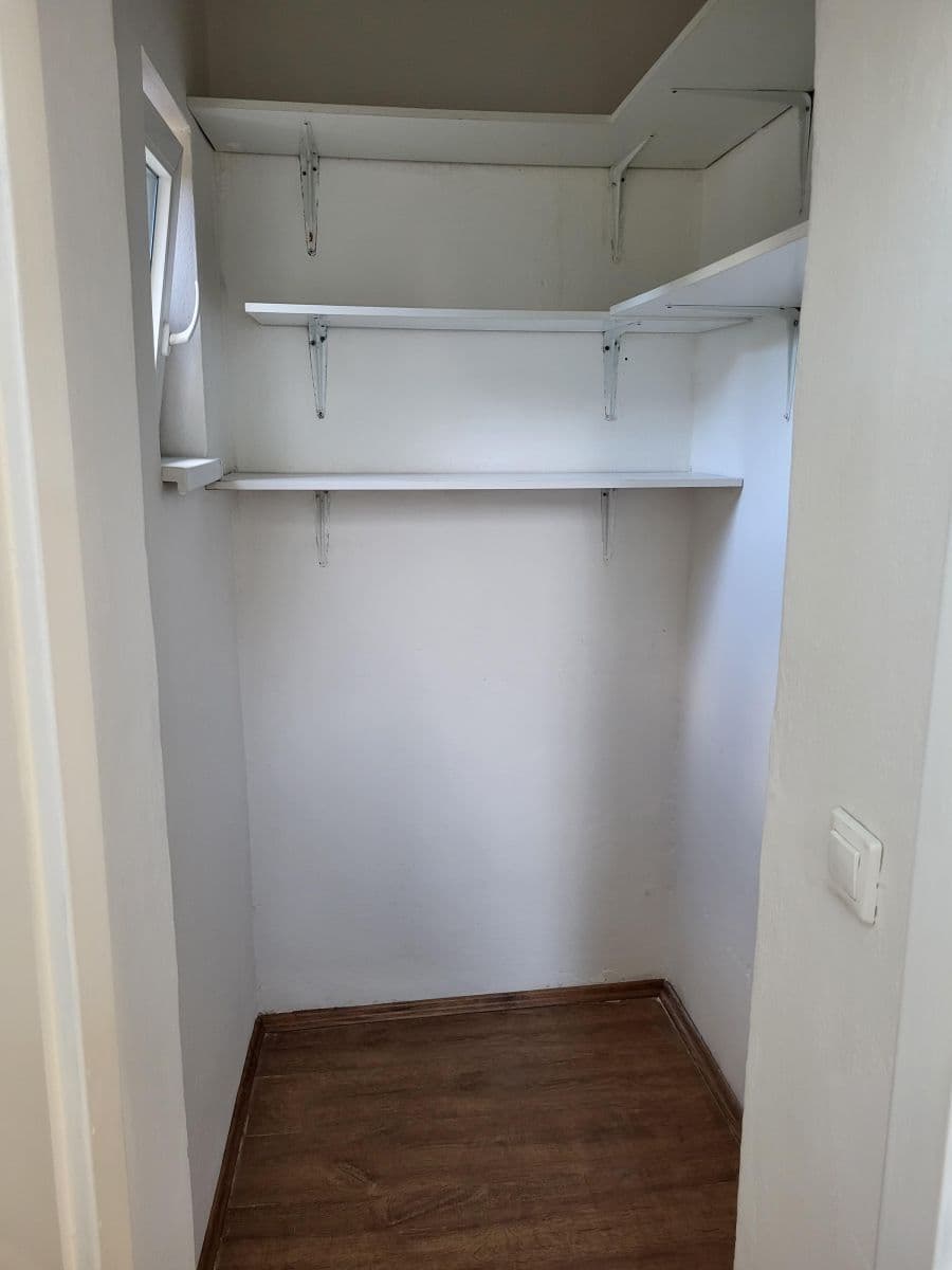 Pronájem bytu 1+kk 30 m², Baarova, Praha, Praha Pronájem bytu 1+kk 30 m², Baarova, Praha, Praha