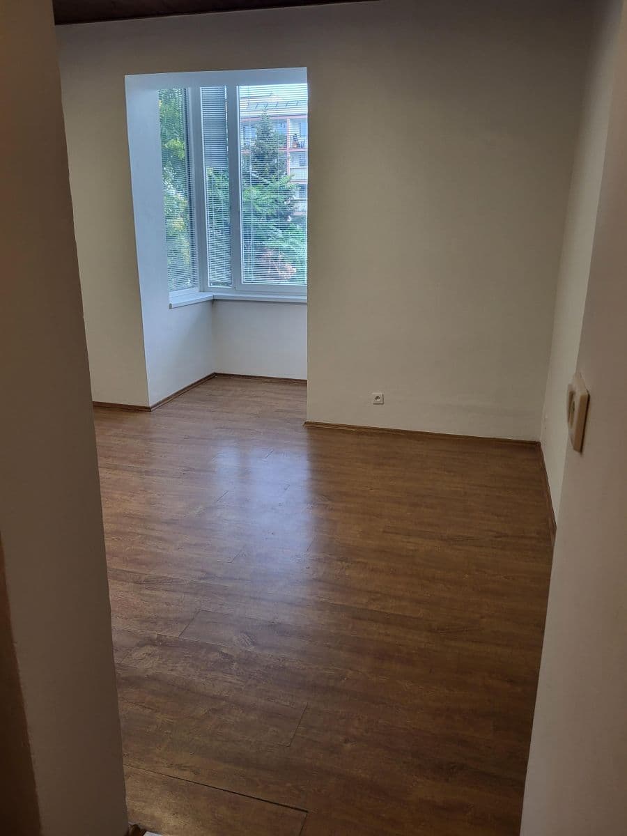 Pronájem bytu 1+kk 30 m², Baarova, Praha, Praha Pronájem bytu 1+kk 30 m², Baarova, Praha, Praha