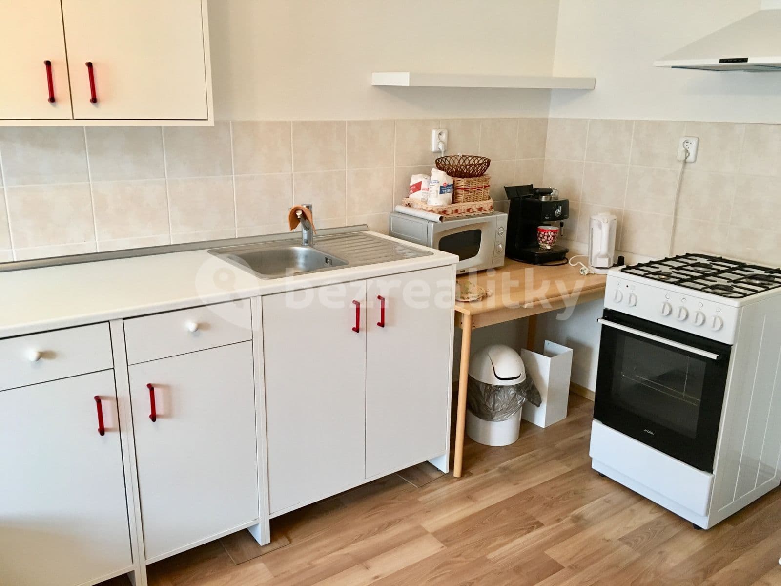 Pronájem bytu 2+kk 50 m², Krkoškova, Brno, Jihomoravský kraj Pronájem bytu 2+kk 50 m², Krkoškova, Brno, Jihomoravský kraj