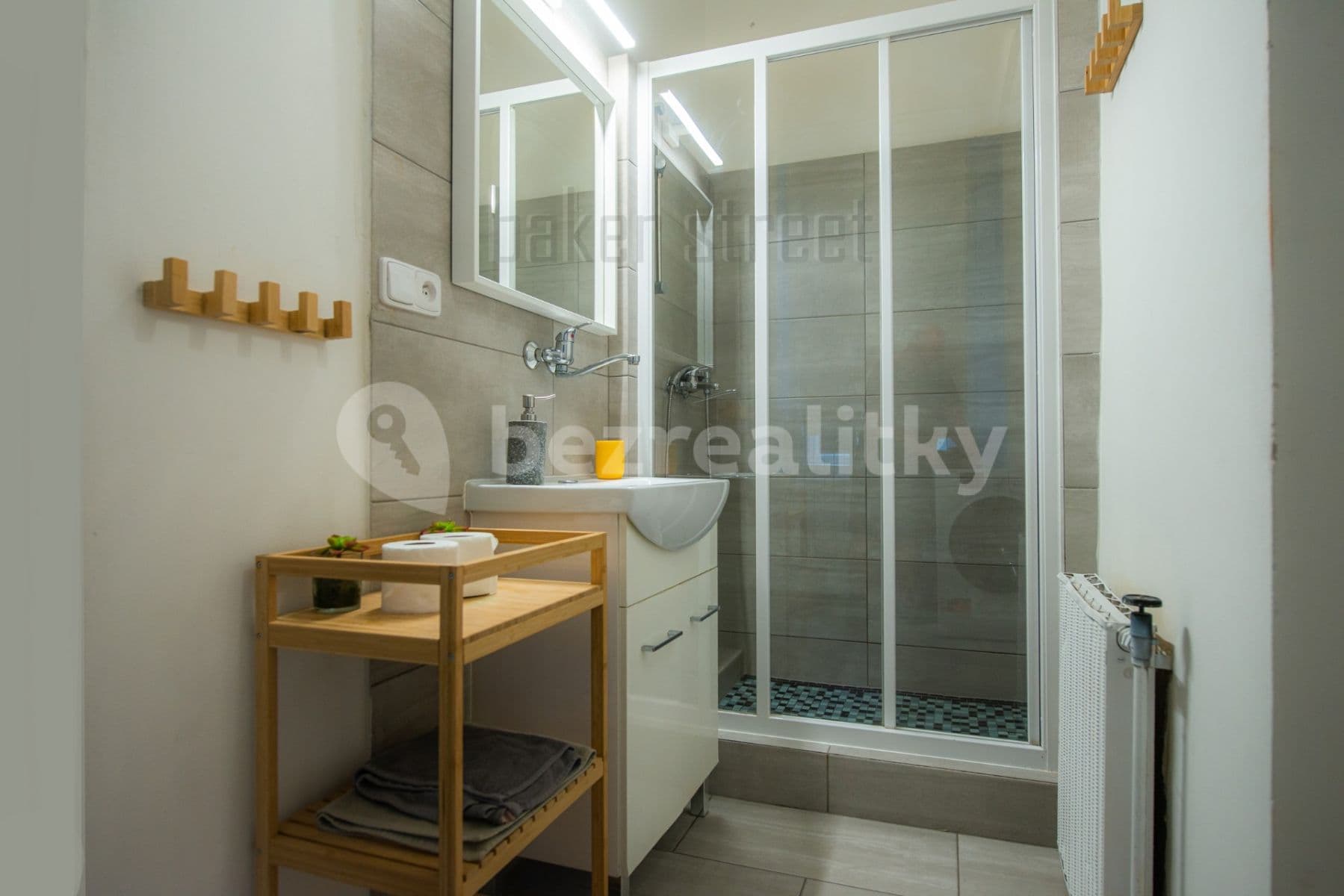 Pronájem bytu 1+kk 32 m², U Pekařky, Praha, Praha Pronájem bytu 1+kk 32 m², U Pekařky, Praha, Praha
