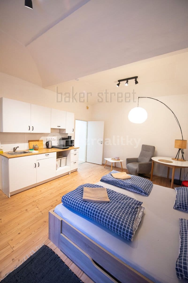 Pronájem bytu 1+kk 32 m², U Pekařky, Praha, Praha Pronájem bytu 1+kk 32 m², U Pekařky, Praha, Praha