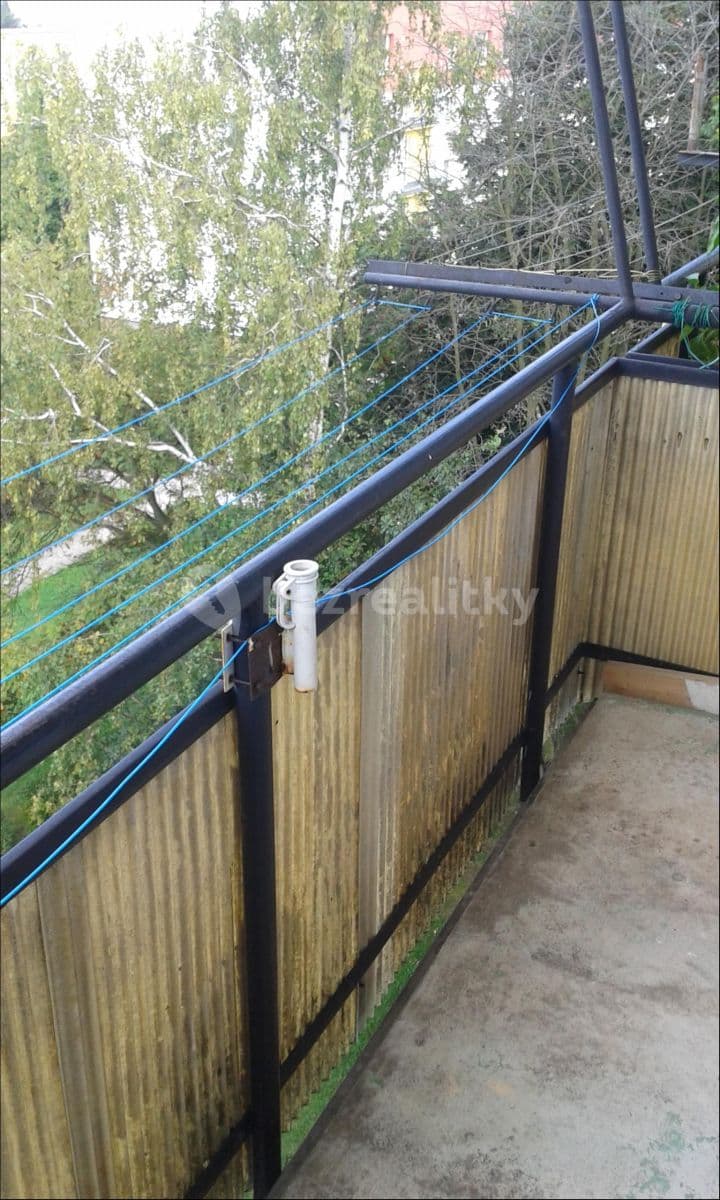 Pronájem bytu 1+1 35 m², Husovo náměstí, Nové Město nad Metují, Královéhradecký kraj Pronájem bytu 1+1 35 m², Husovo náměstí, Nové Město nad Metují, Královéhradecký kraj