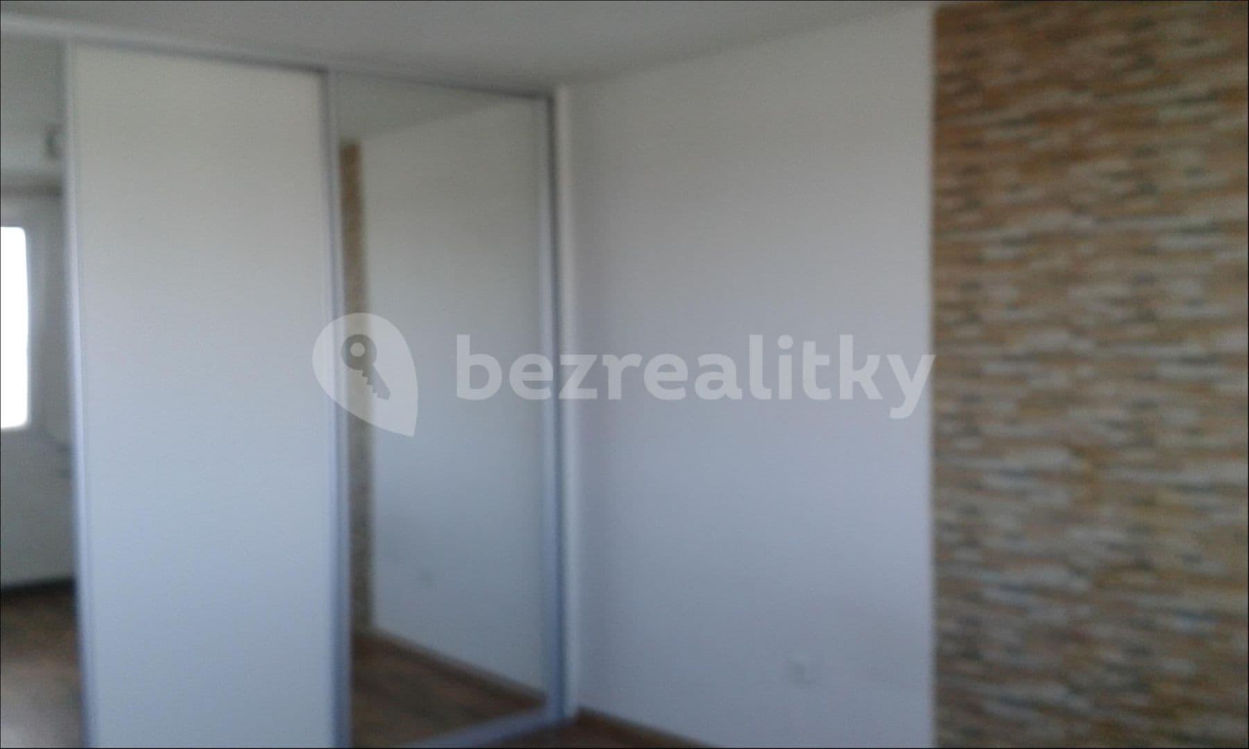 Pronájem bytu 1+1 35 m², Husovo náměstí, Nové Město nad Metují, Královéhradecký kraj Pronájem bytu 1+1 35 m², Husovo náměstí, Nové Město nad Metují, Královéhradecký kraj