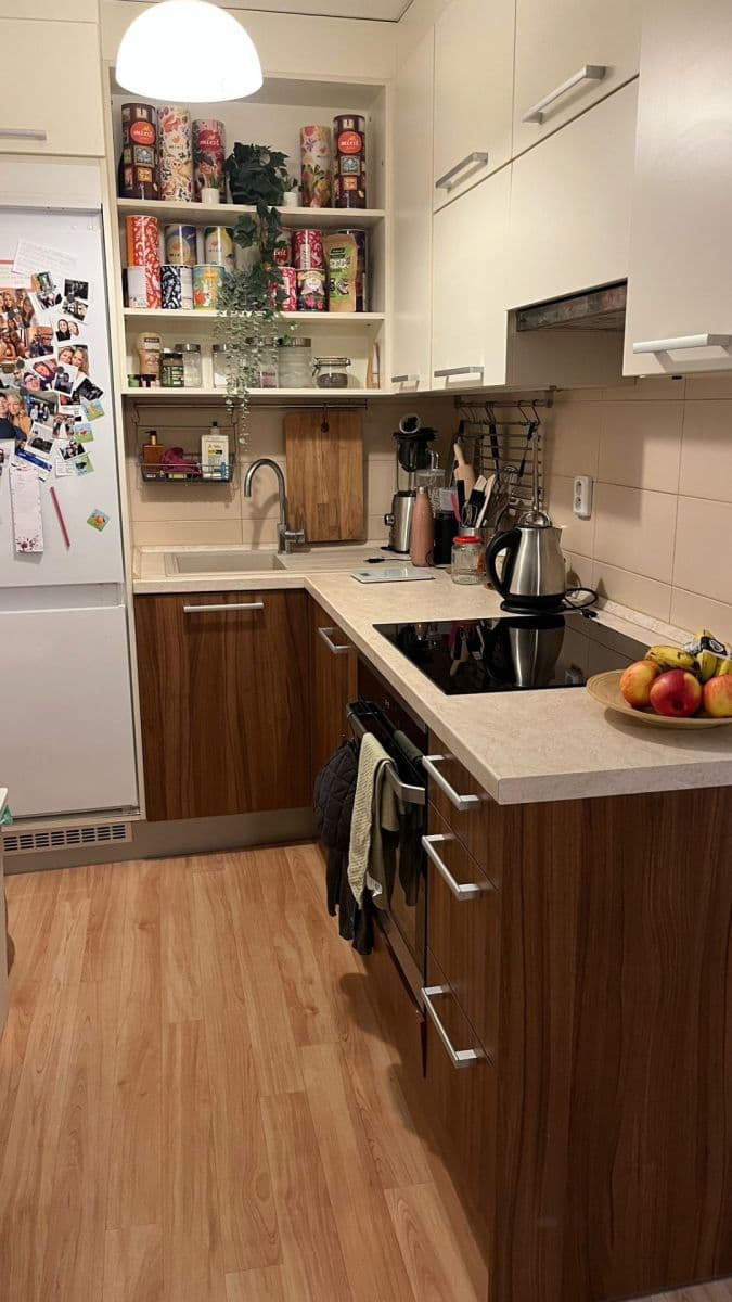 Pronájem bytu 2+kk 45 m², Hrubého, Praha, Praha Pronájem bytu 2+kk 45 m², Hrubého, Praha, Praha