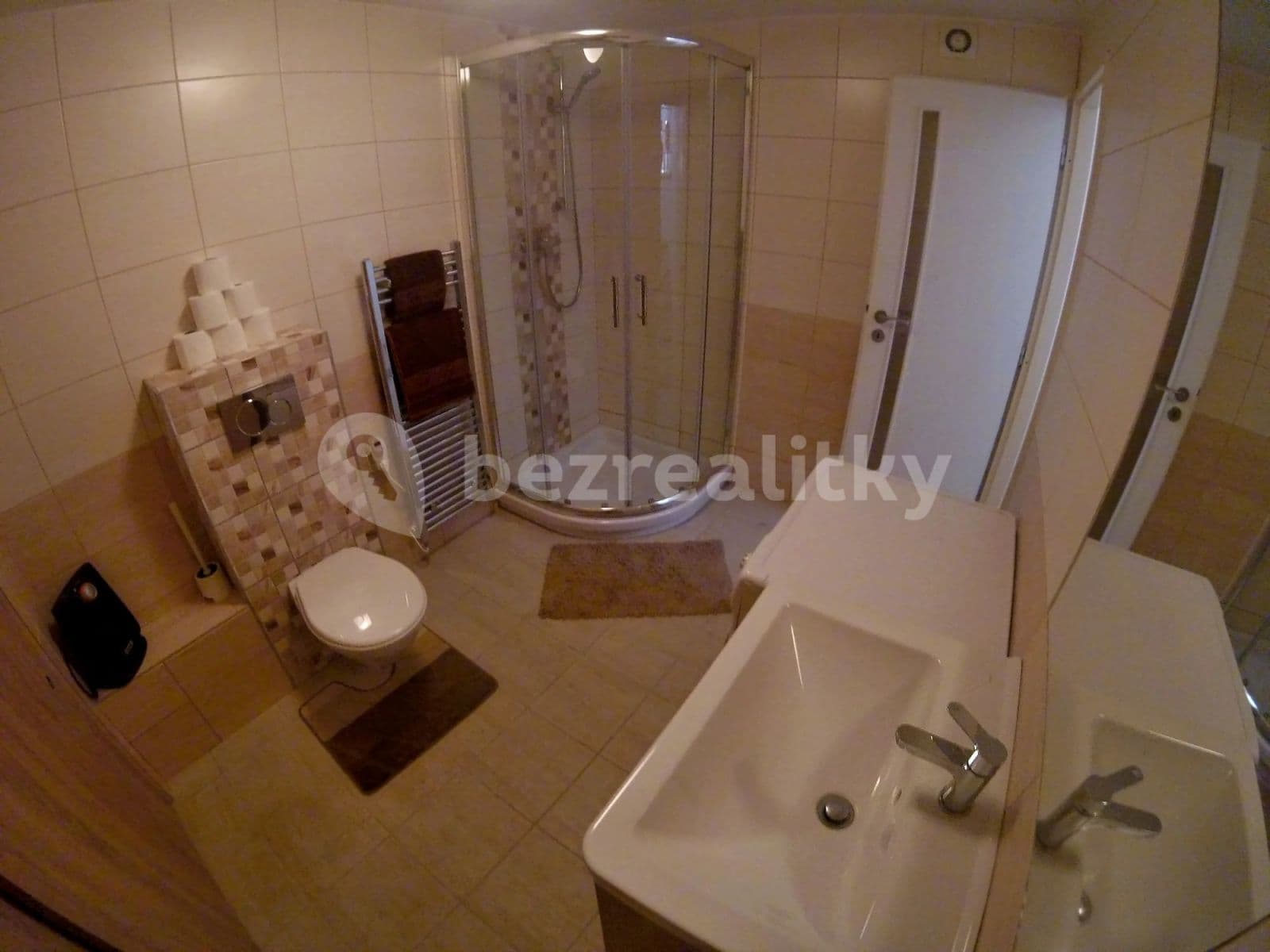 Pronájem bytu 1+kk 40 m², Nad Santoškou, Praha, Praha Pronájem bytu 1+kk 40 m², Nad Santoškou, Praha, Praha