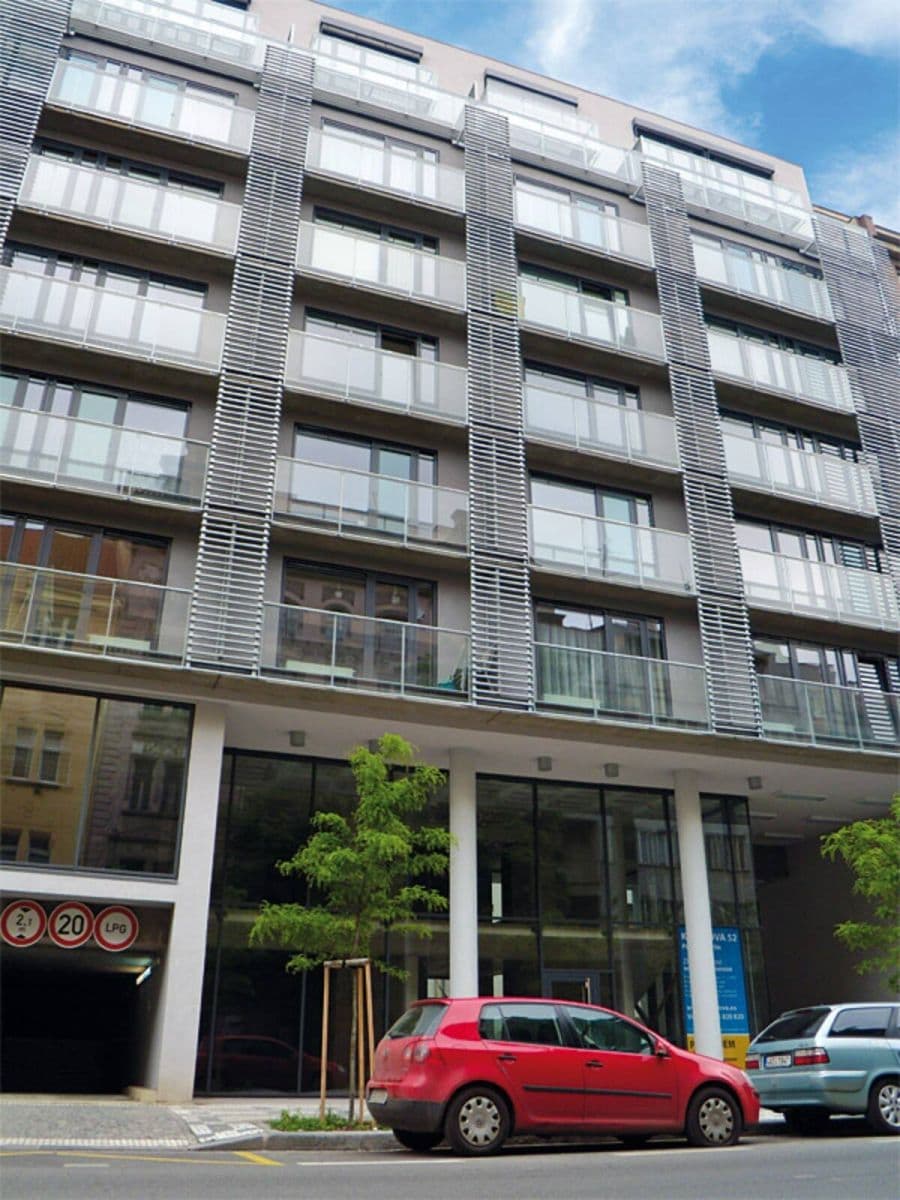 Pronájem bytu 1+kk 51 m², Křižíkova, Praha, Praha Pronájem bytu 1+kk 51 m², Křižíkova, Praha, Praha