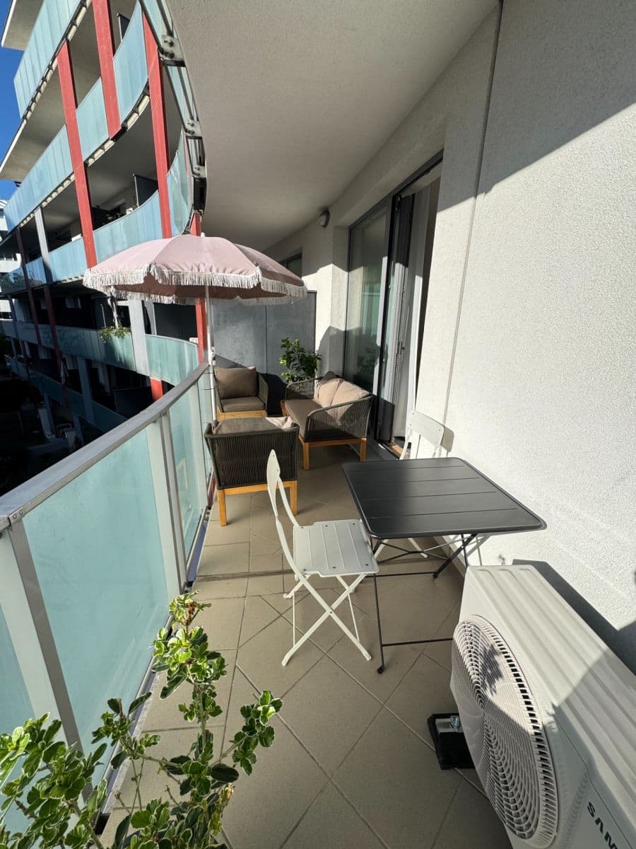 Pronájem bytu 1+kk 39 m², Vojenova, Praha, Praha Pronájem bytu 1+kk 39 m², Vojenova, Praha, Praha
