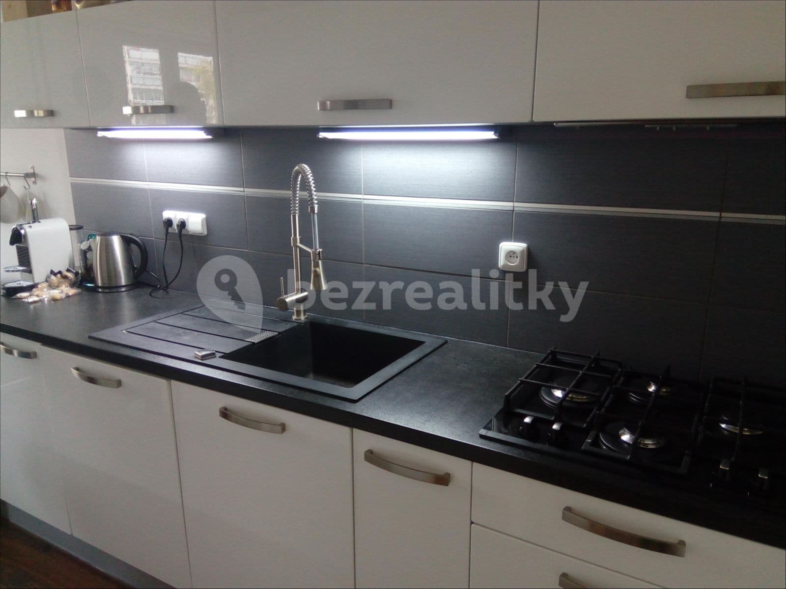 Pronájem bytu 3+kk 73 m², Hrabákova, Praha, Praha Pronájem bytu 3+kk 73 m², Hrabákova, Praha, Praha