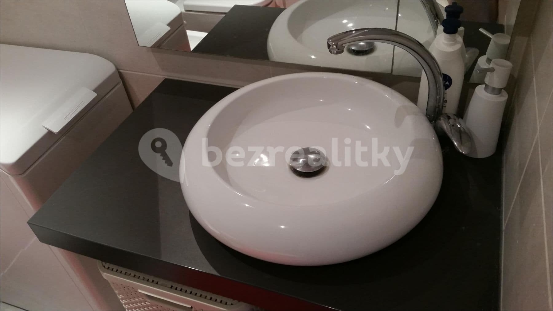 Pronájem bytu 3+kk 73 m², Hrabákova, Praha, Praha Pronájem bytu 3+kk 73 m², Hrabákova, Praha, Praha