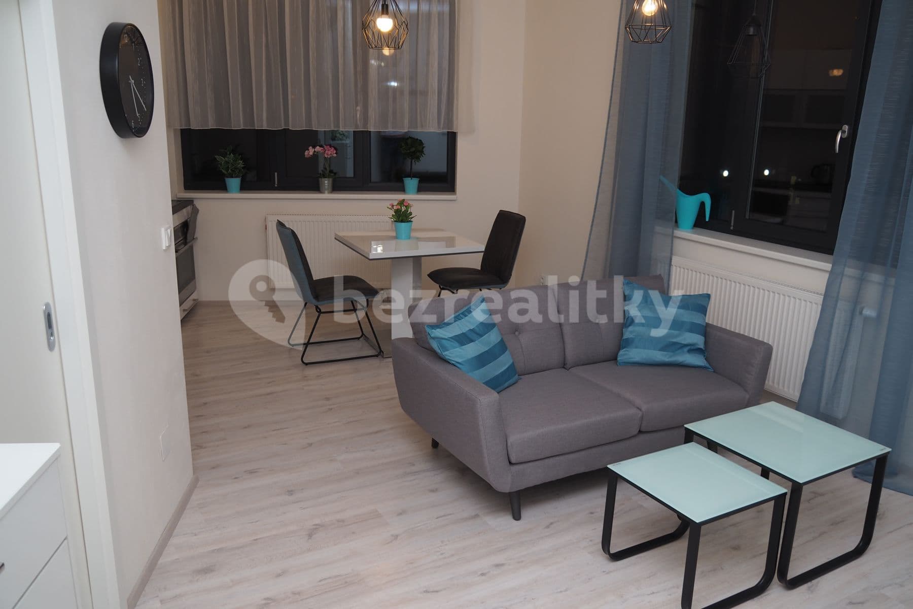 Pronájem bytu 2+kk 42 m², Mlýnská, Brno, Jihomoravský kraj Pronájem bytu 2+kk 42 m², Mlýnská, Brno, Jihomoravský kraj