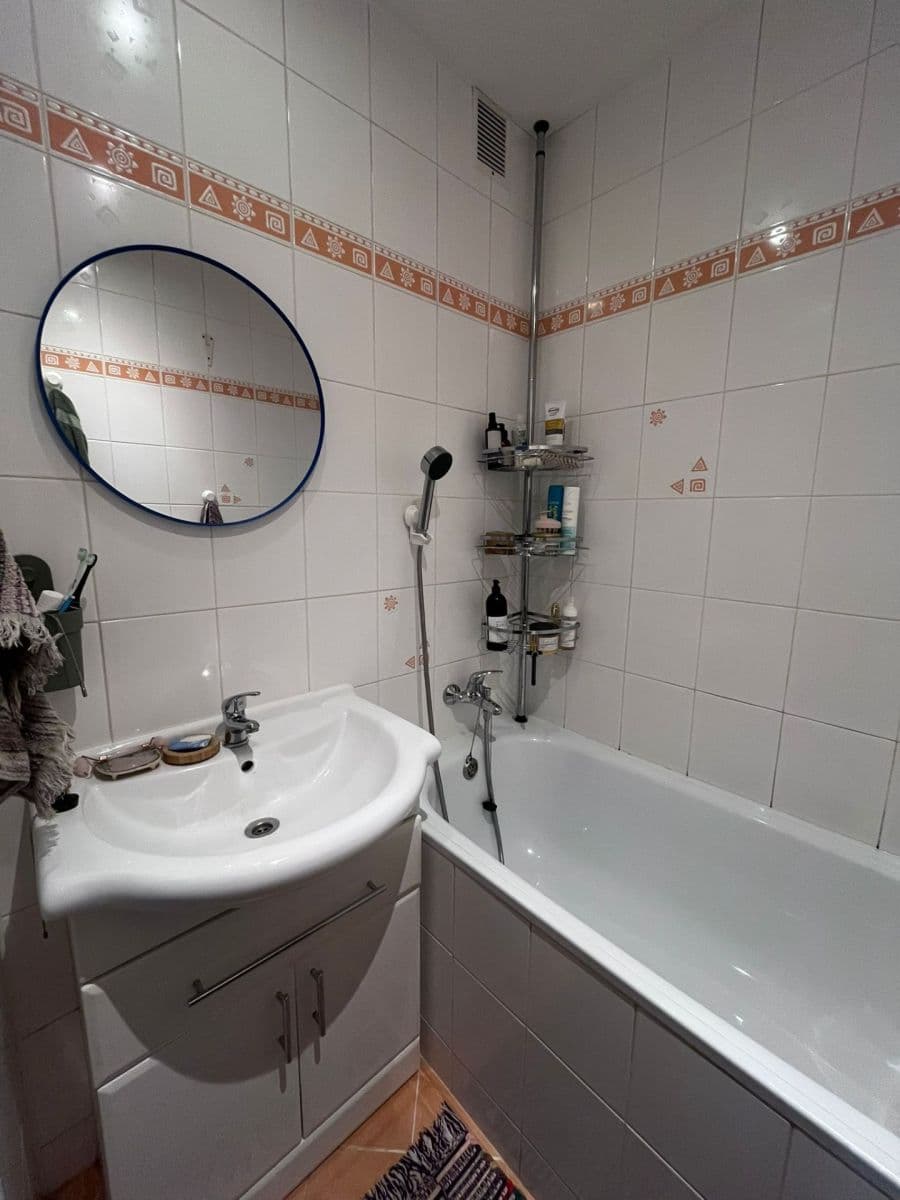 Pronájem bytu 2+1 54 m², U Lesa, Ostrava, Moravskoslezský kraj Pronájem bytu 2+1 54 m², U Lesa, Ostrava, Moravskoslezský kraj