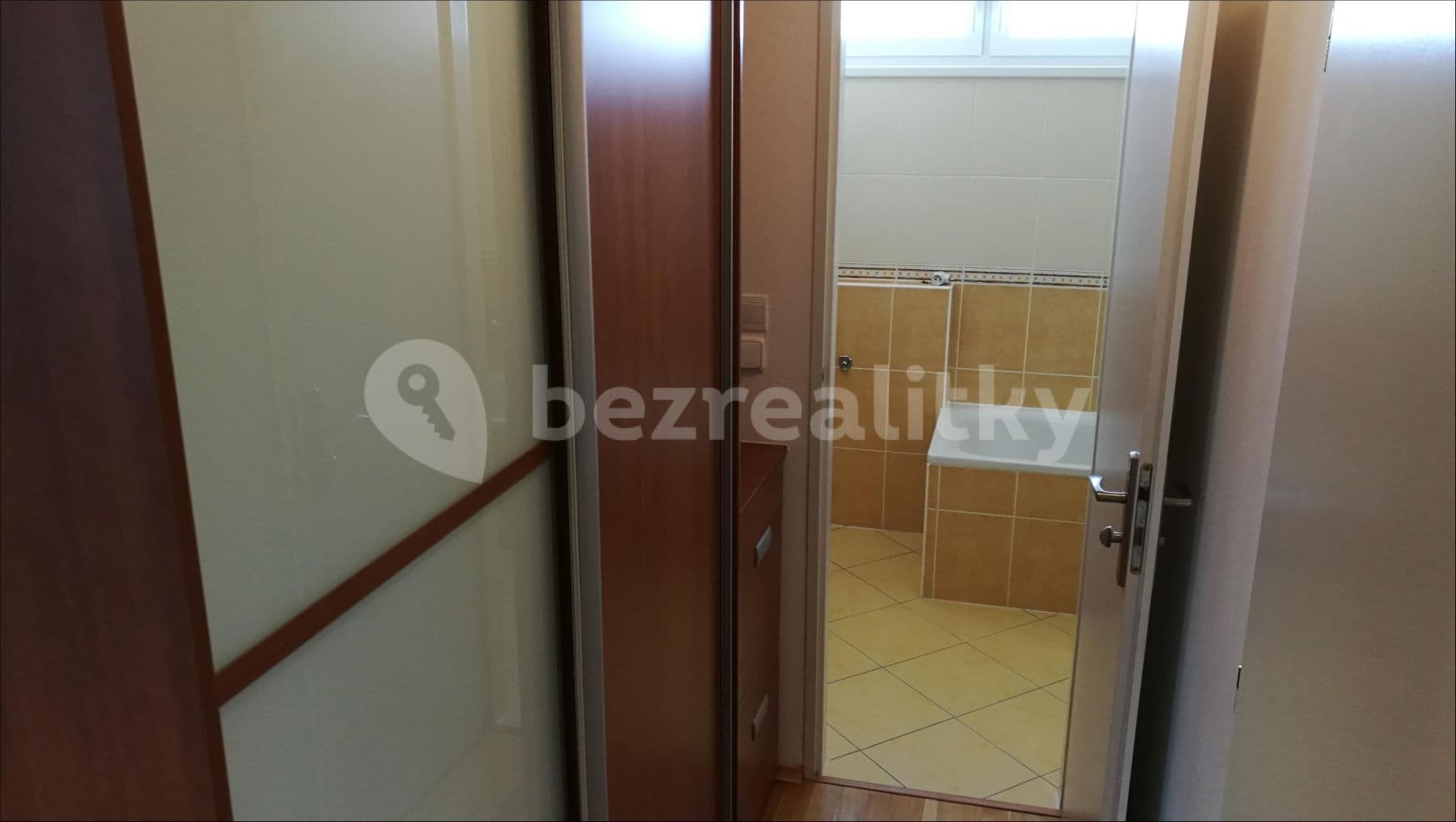 Pronájem bytu 3+kk 72 m², Hnězdenská, Praha, Praha Pronájem bytu 3+kk 72 m², Hnězdenská, Praha, Praha