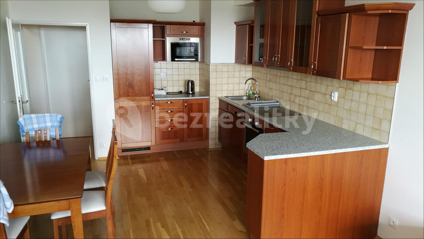 Pronájem bytu 3+kk 72 m², Hnězdenská, Praha, Praha Pronájem bytu 3+kk 72 m², Hnězdenská, Praha, Praha