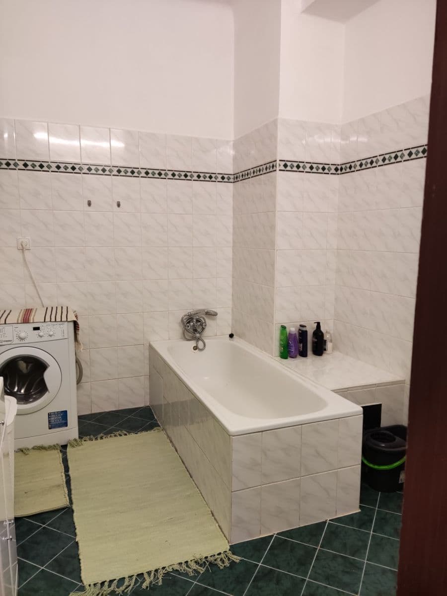 Pronájem bytu 2+1 66 m², Jeseniova, Praha, Praha Pronájem bytu 2+1 66 m², Jeseniova, Praha, Praha
