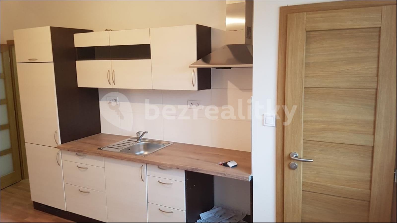 Pronájem bytu 2+1 59 m², Bajkalská, Praha, Praha Pronájem bytu 2+1 59 m², Bajkalská, Praha, Praha