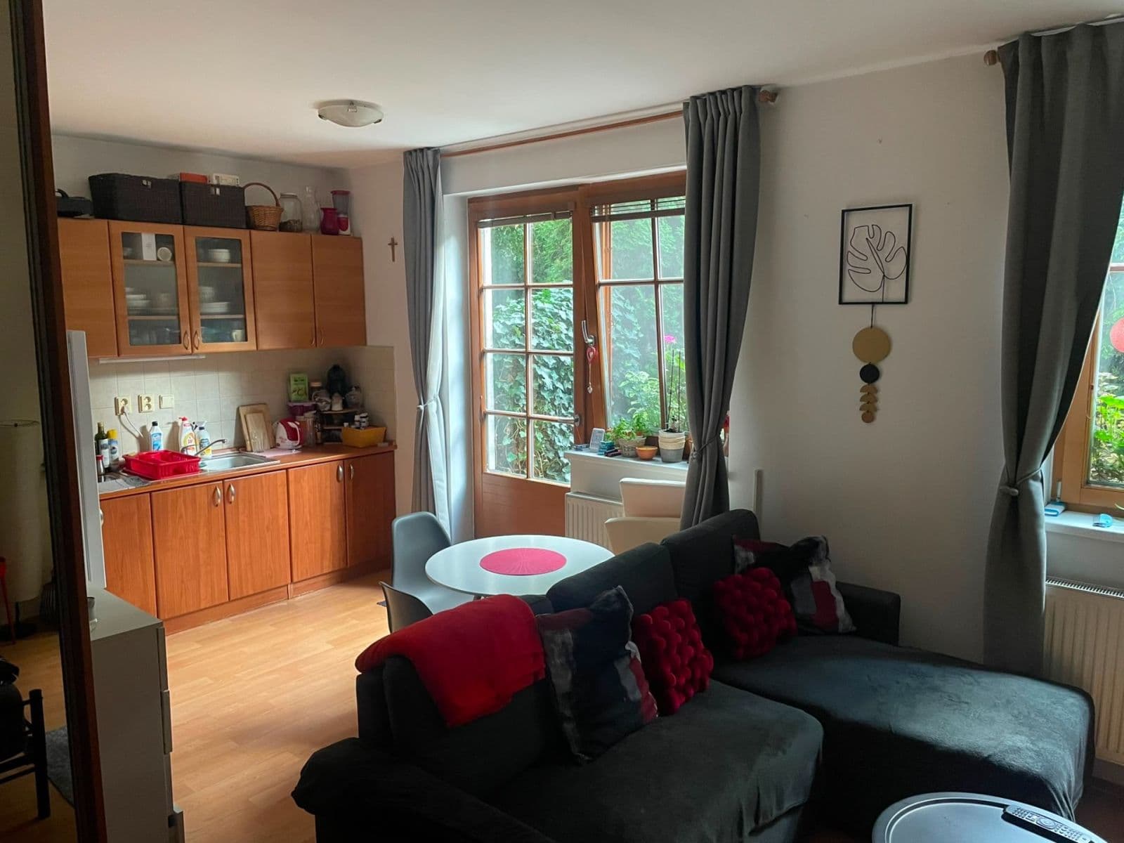 Pronájem bytu 1+kk 38 m², Podle náhonu, Praha, Praha Pronájem bytu 1+kk 38 m², Podle náhonu, Praha, Praha