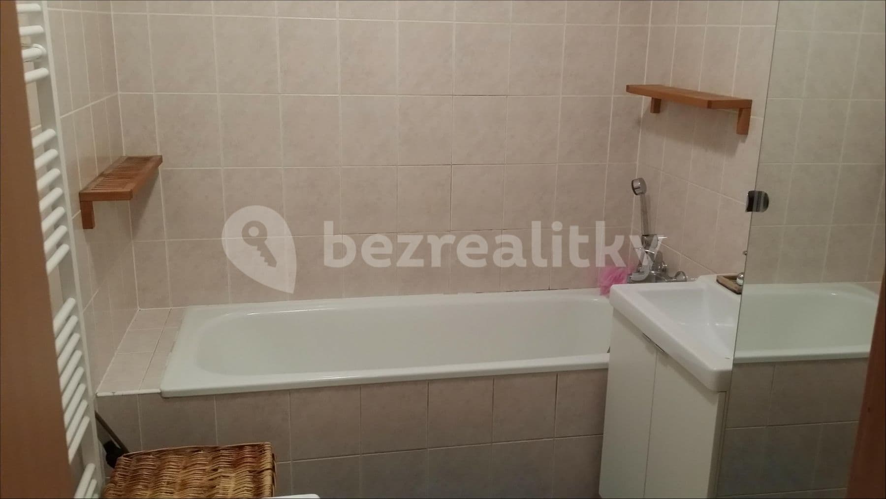 Pronájem bytu 2+kk 60 m², Boloňská, Praha, Praha Pronájem bytu 2+kk 60 m², Boloňská, Praha, Praha