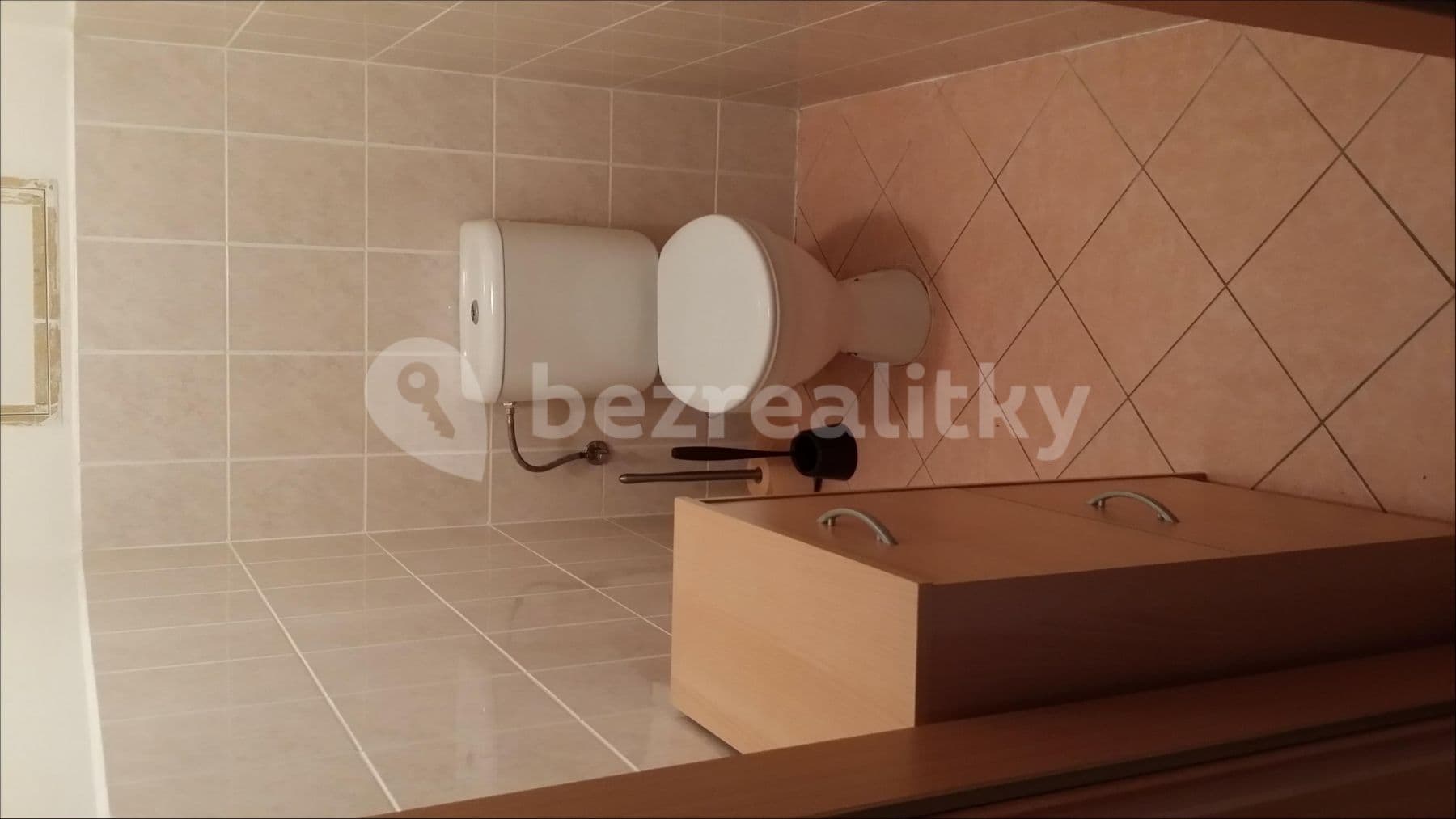 Pronájem bytu 2+kk 60 m², Boloňská, Praha, Praha Pronájem bytu 2+kk 60 m², Boloňská, Praha, Praha