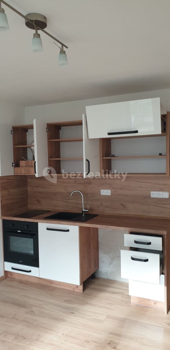 Pronájem bytu Garsoniéra 23 m², U Porcelánky, Chodov, Karlovarský kraj Pronájem bytu Garsoniéra 23 m², U Porcelánky, Chodov, Karlovarský kraj