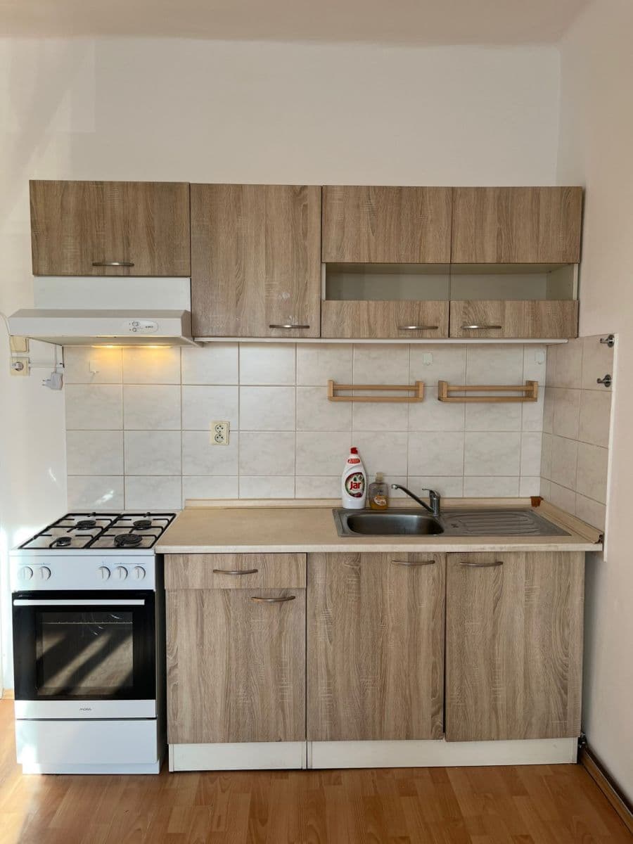 Pronájem bytu 2+kk 40 m², Ronkova, Praha, Praha Pronájem bytu 2+kk 40 m², Ronkova, Praha, Praha