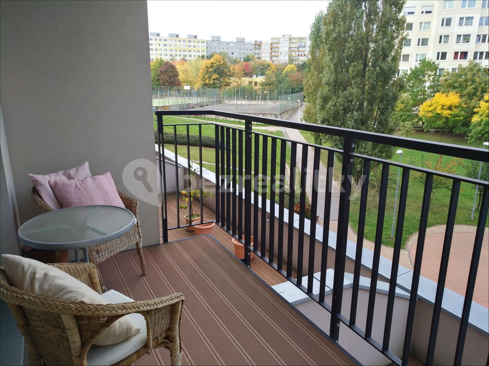 Pronájem bytu 2+kk 65 m², Jeremiášova, Praha, Praha Pronájem bytu 2+kk 65 m², Jeremiášova, Praha, Praha