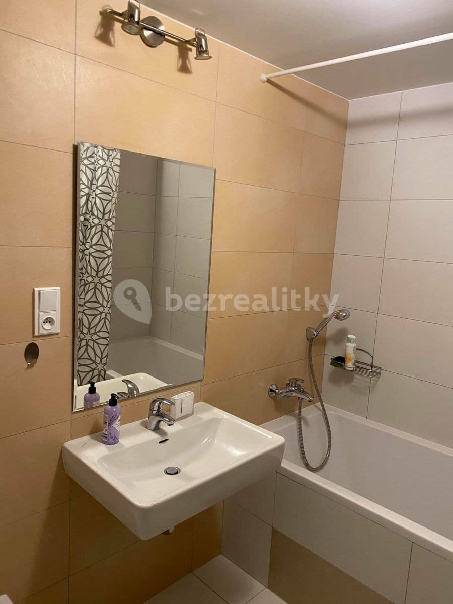 Pronájem bytu 2+kk 65 m², Jeremiášova, Praha, Praha Pronájem bytu 2+kk 65 m², Jeremiášova, Praha, Praha