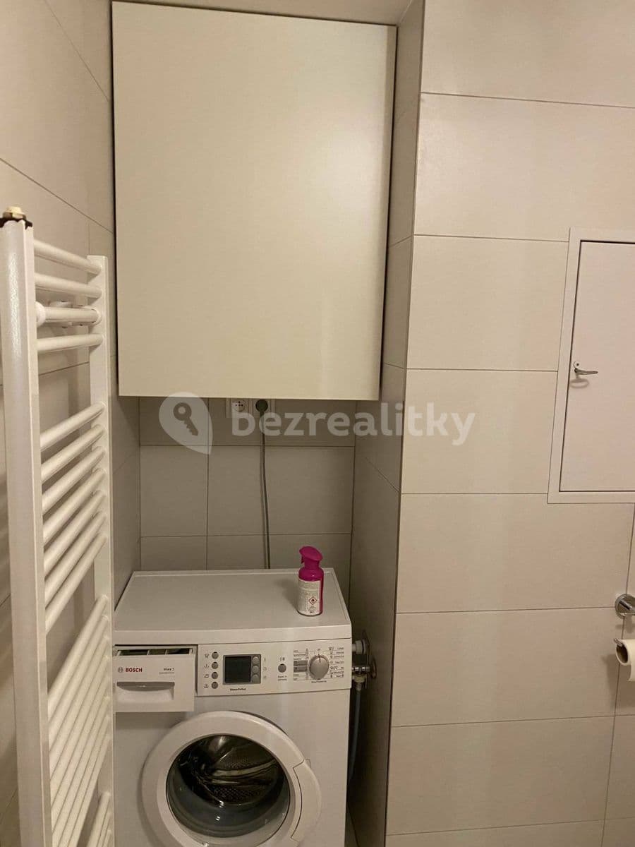 Pronájem bytu 2+kk 65 m², Jeremiášova, Praha, Praha Pronájem bytu 2+kk 65 m², Jeremiášova, Praha, Praha