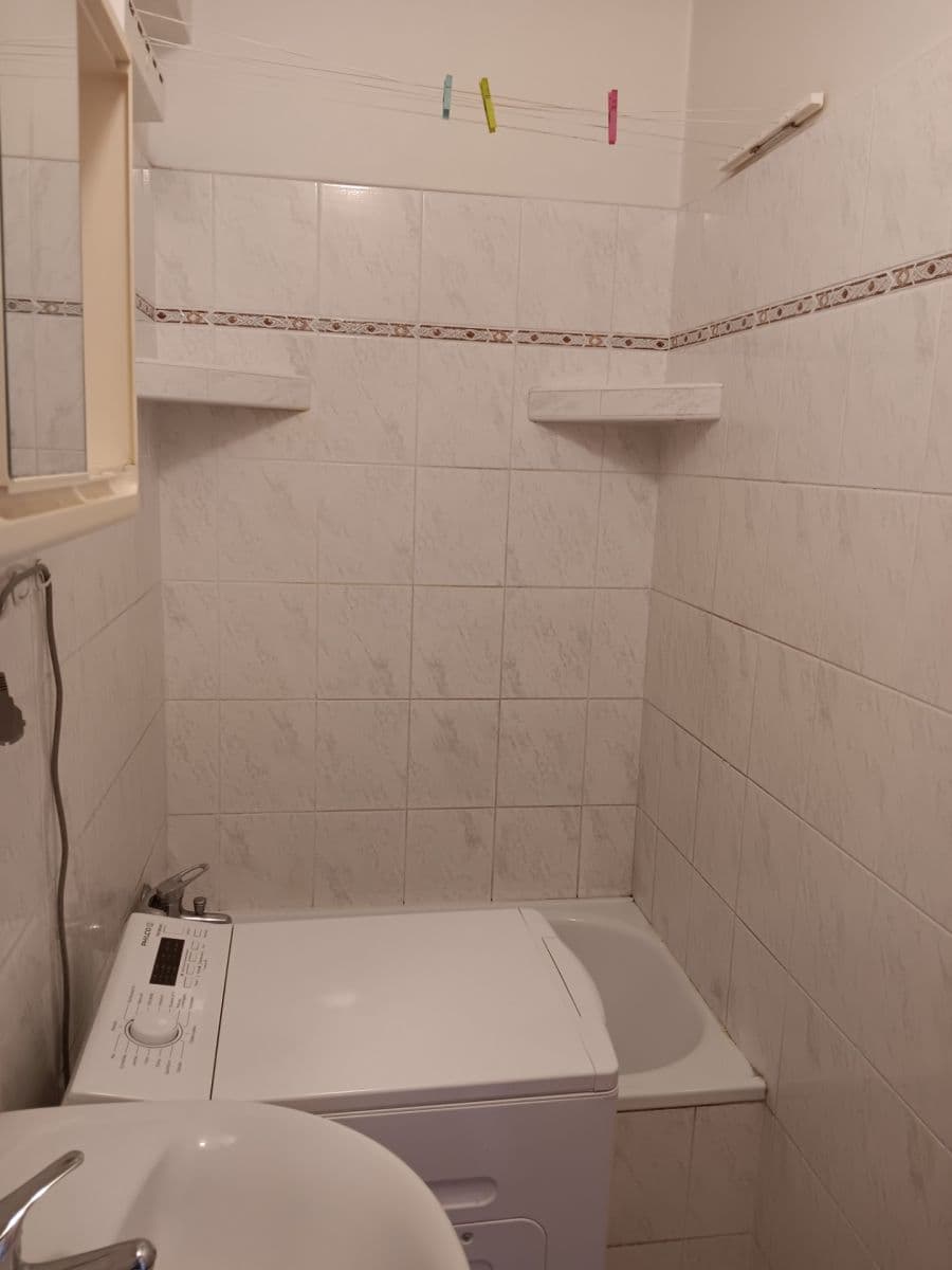 Pronájem bytu 1+kk 26 m², Jabloňová, Praha, Praha Pronájem bytu 1+kk 26 m², Jabloňová, Praha, Praha