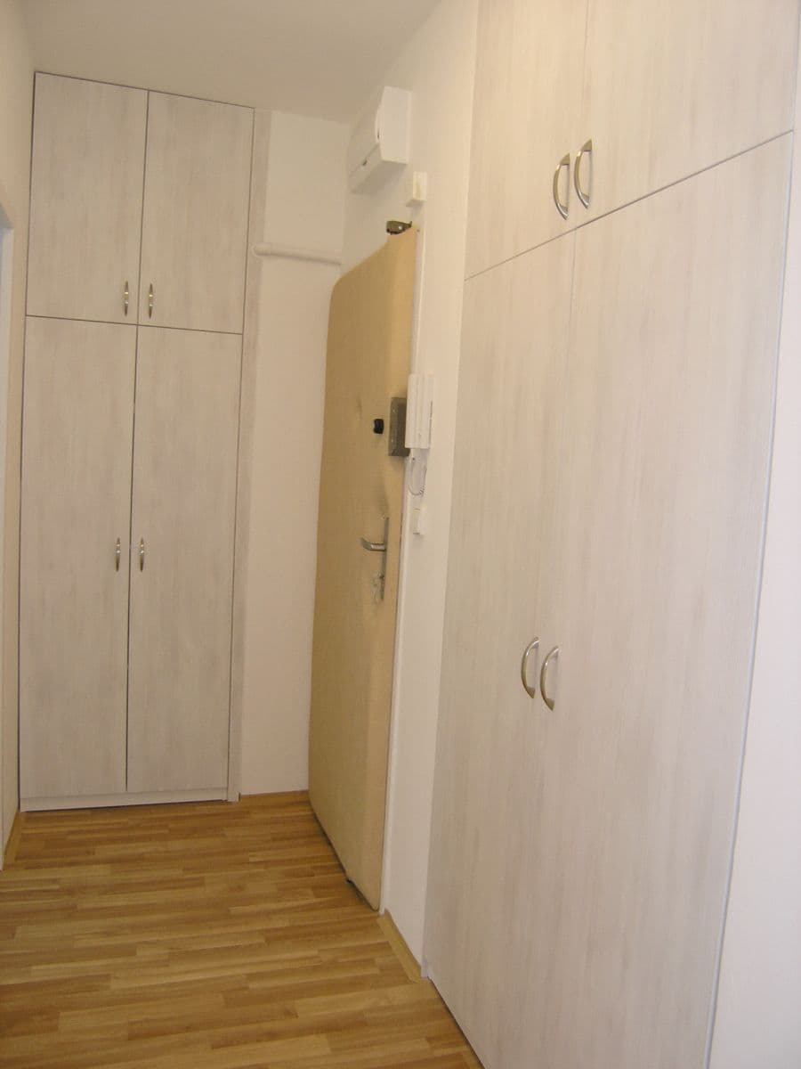 Pronájem bytu 2+kk 46 m², U Staré plynárny, Praha, Praha Pronájem bytu 2+kk 46 m², U Staré plynárny, Praha, Praha