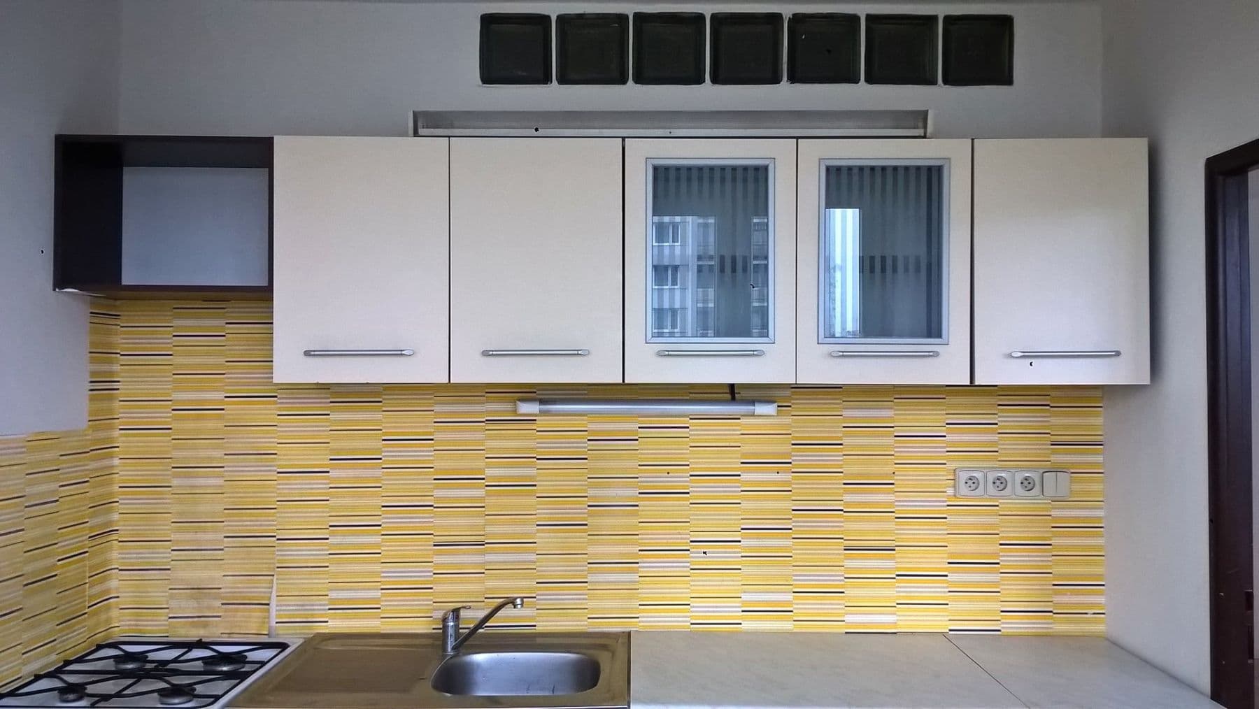 Pronájem bytu 2+1 55 m², Uhelná, Hradec Králové, Královéhradecký kraj Pronájem bytu 2+1 55 m², Uhelná, Hradec Králové, Královéhradecký kraj