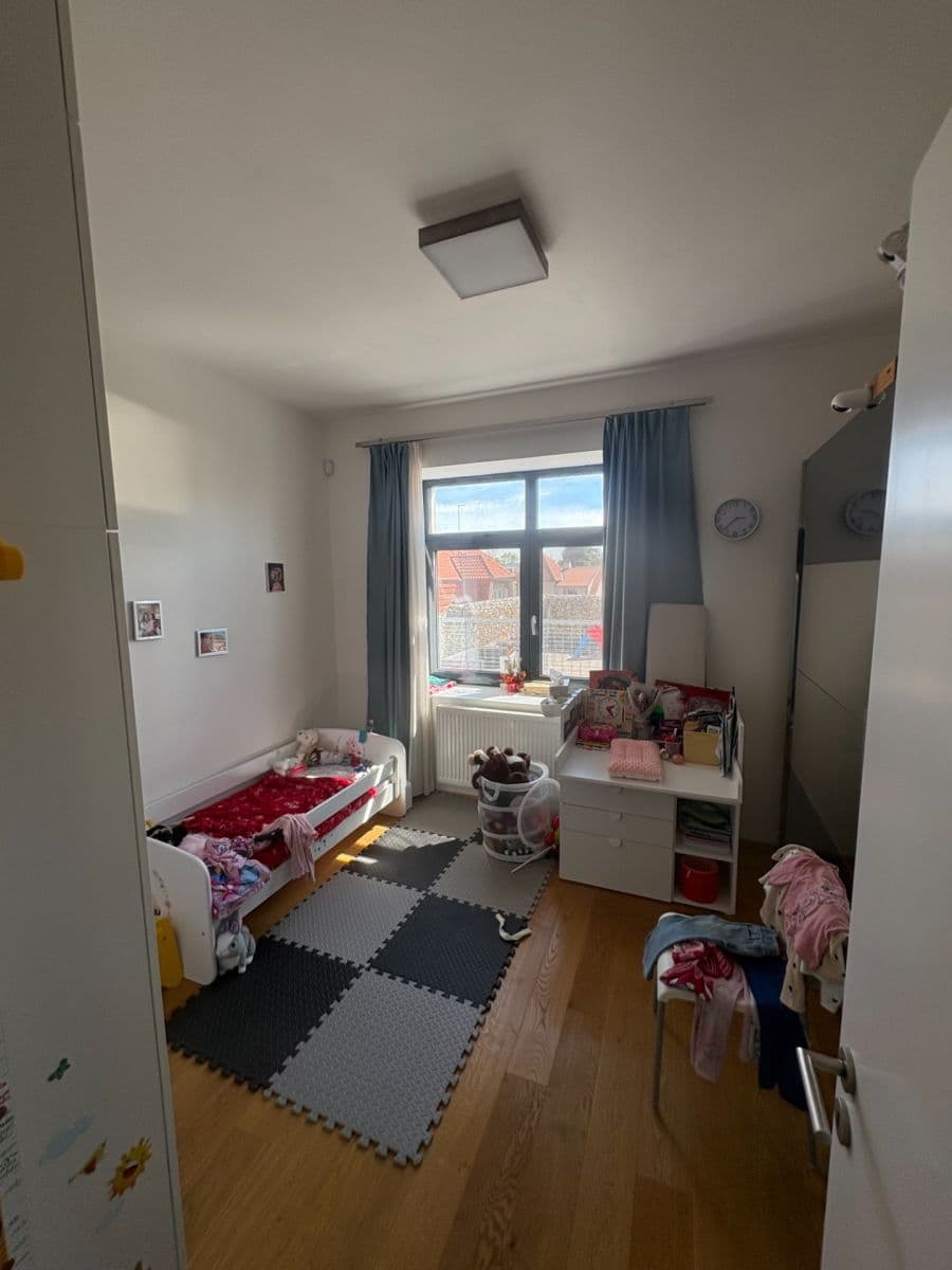 Pronájem bytu 5+kk 157 m², Révová, Praha, Praha Pronájem bytu 5+kk 157 m², Révová, Praha, Praha