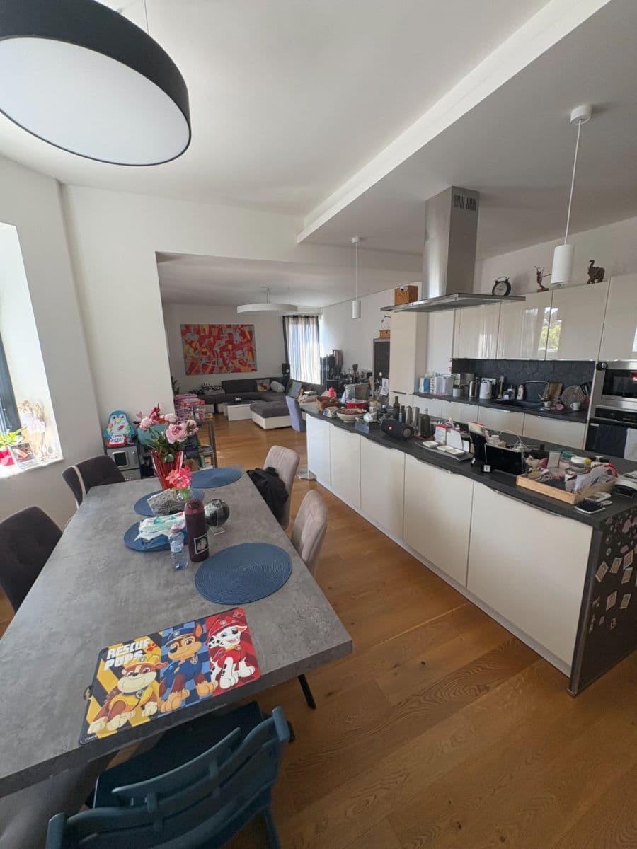 Pronájem bytu 5+kk 157 m², Révová, Praha, Praha Pronájem bytu 5+kk 157 m², Révová, Praha, Praha